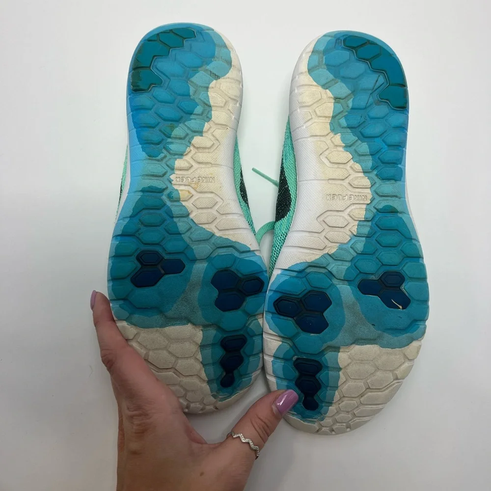 nike | nike Flex Fury Women's Teal Running Shoes | Size 8 Nike Sneakers